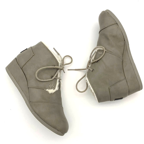 Toms Other - TOMS Desert Wedge Booties Faux Fur Lined Shearling